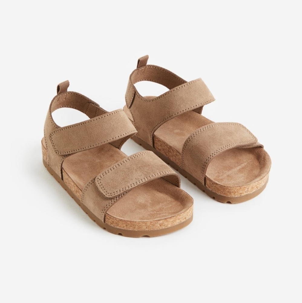 H&M strap sleepers sandals for boys or girls size 10.  27